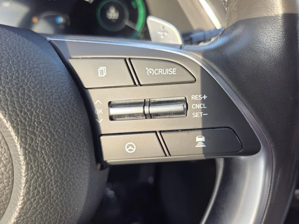 Used 2022 Portofino Gray Hyundai Limited image 16