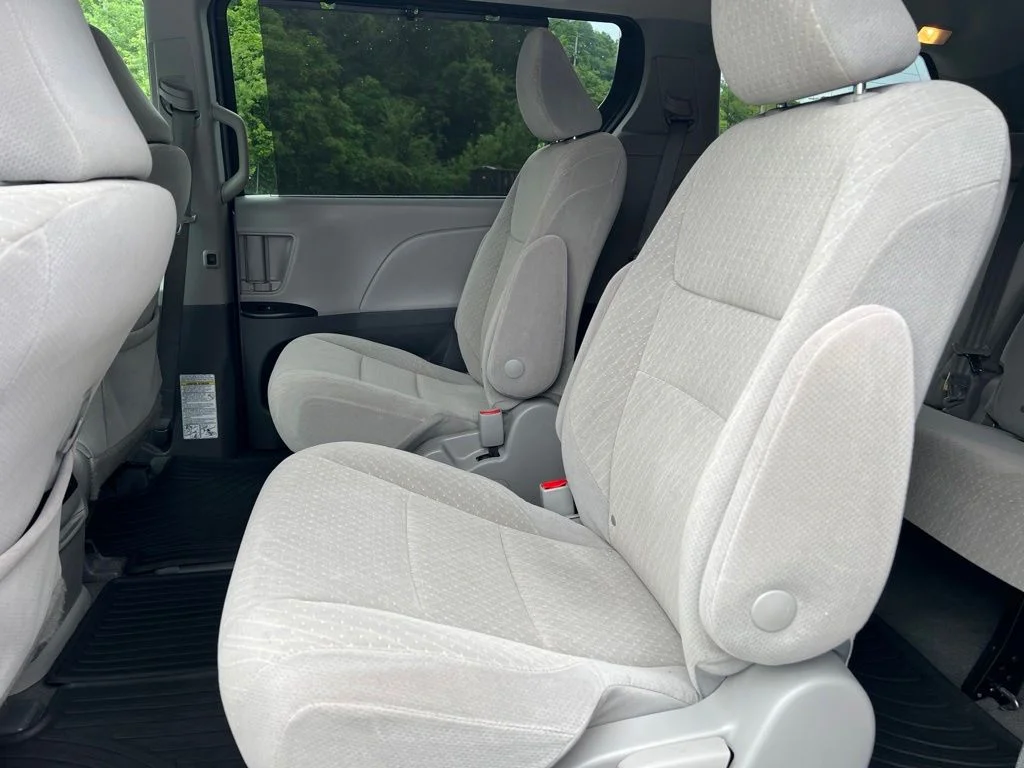 Used 2020 Gray Toyota LE image 21