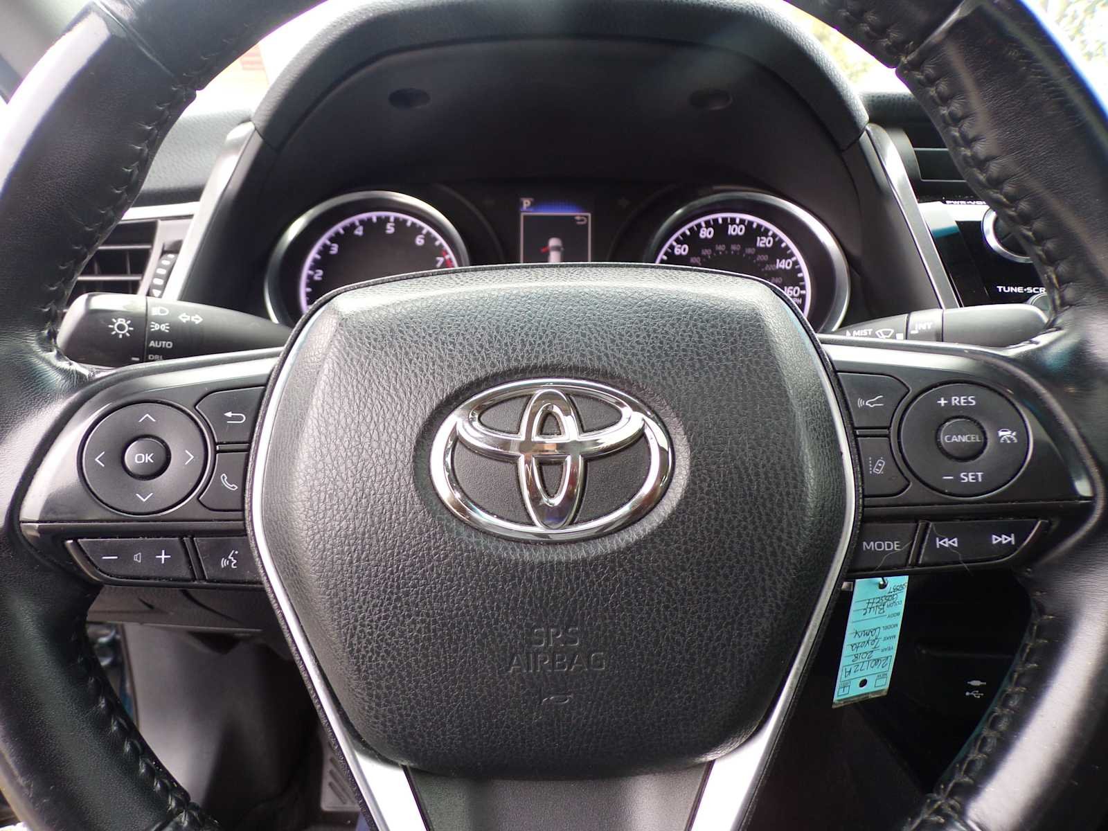 Used 2018 Blue Toyota SE image 14