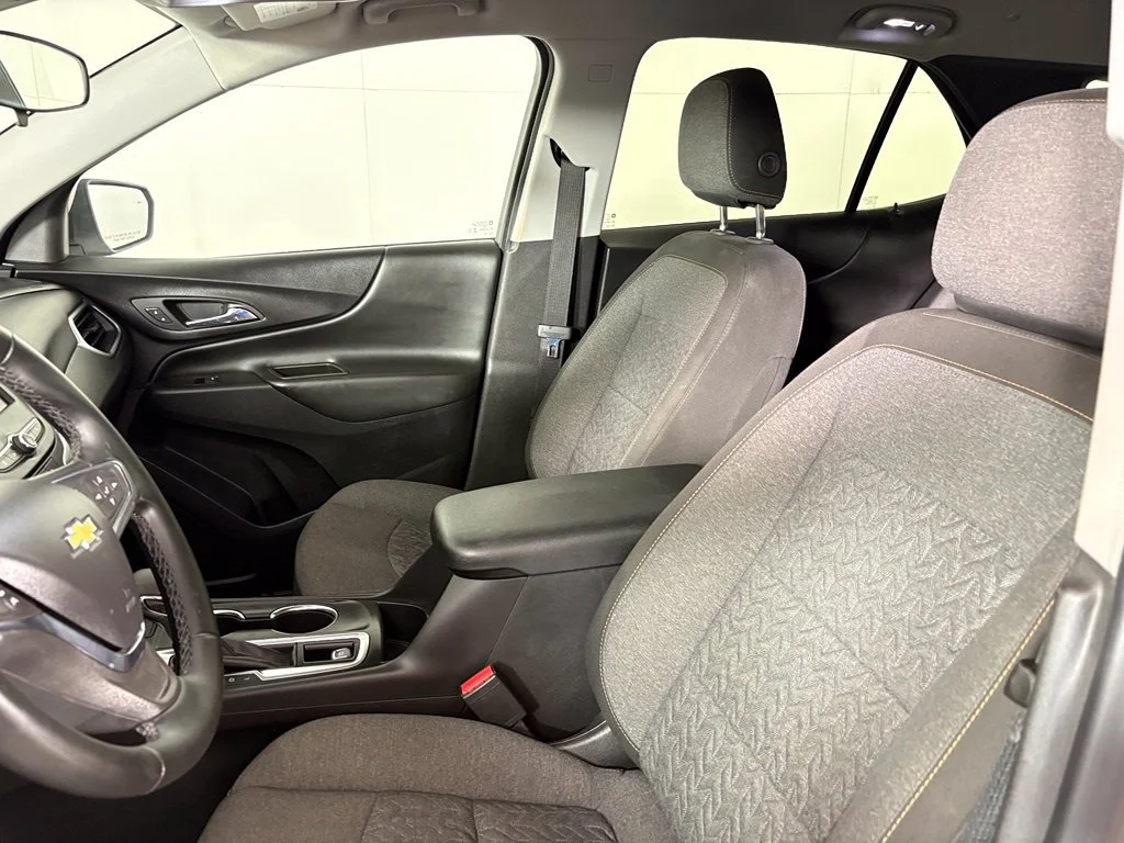 Used 2024 White Chevrolet LT image 18