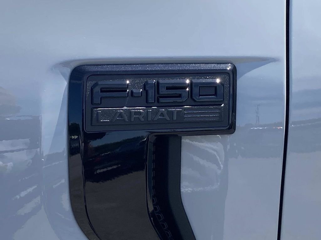New 2026 Avalanche Ford Lariat® image 8