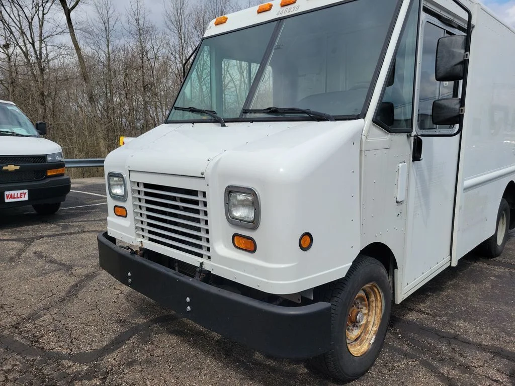 Used 2012  Ford Base image 15