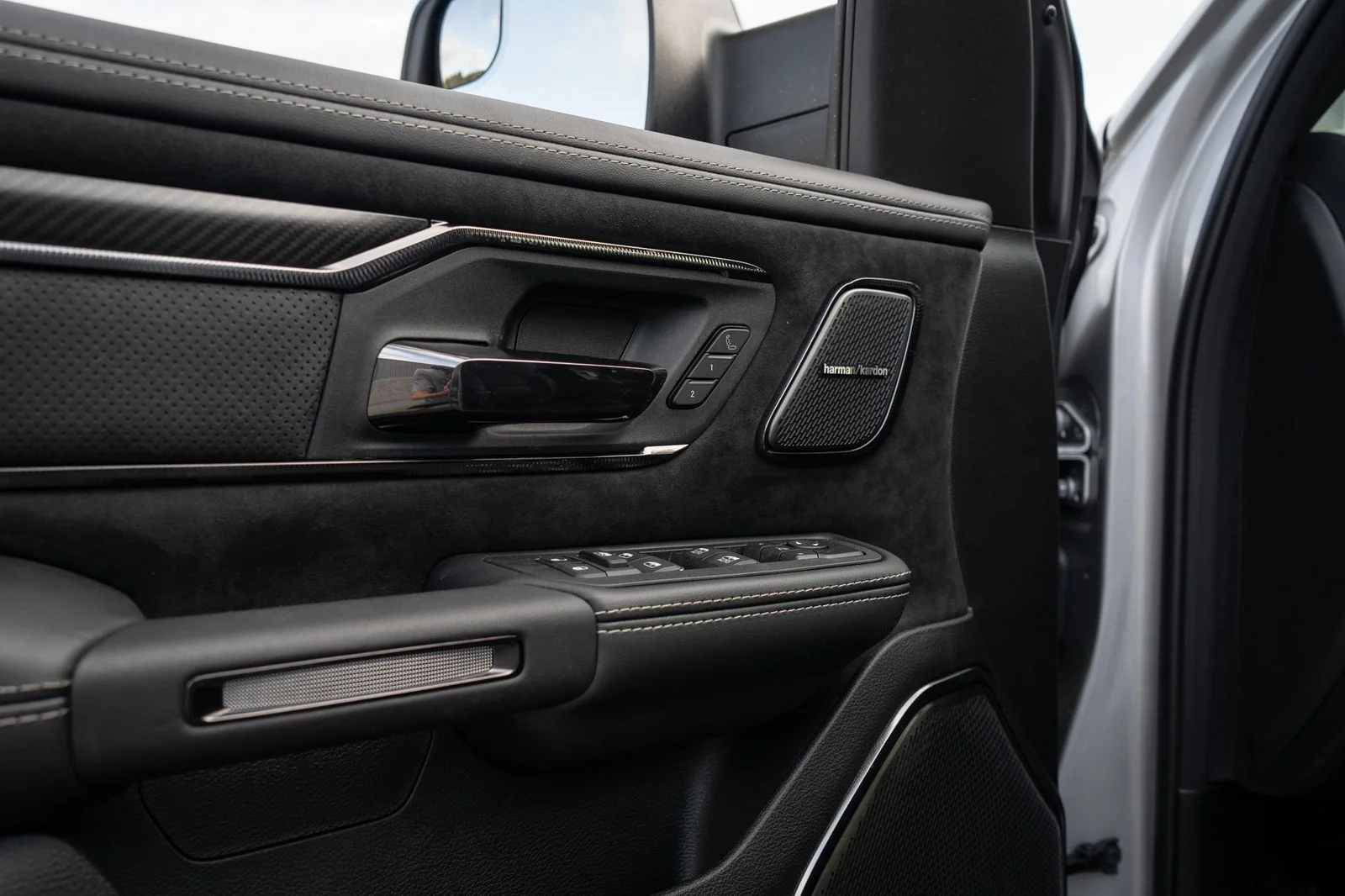2026 RAM 1500 RHO - Photo 33