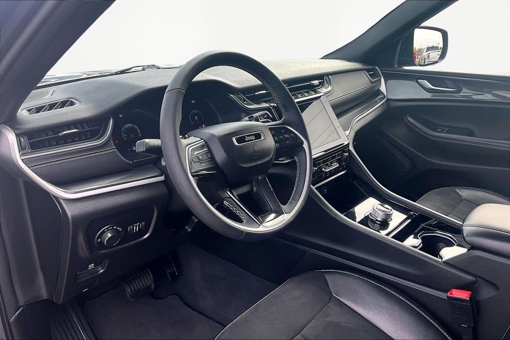 2023 Jeep Grand Cherokee Altitude - Photo 14