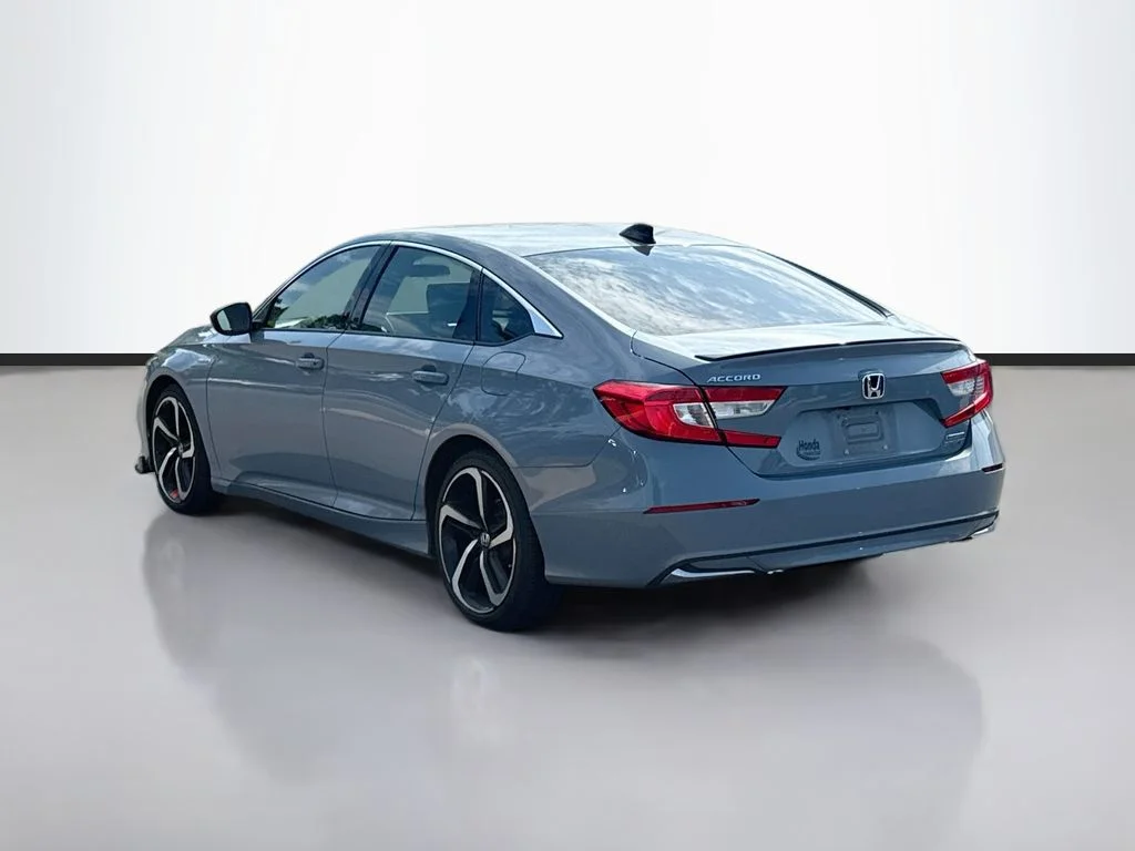 Used 2022 Sonic Gray Pearl Honda Sport image 5