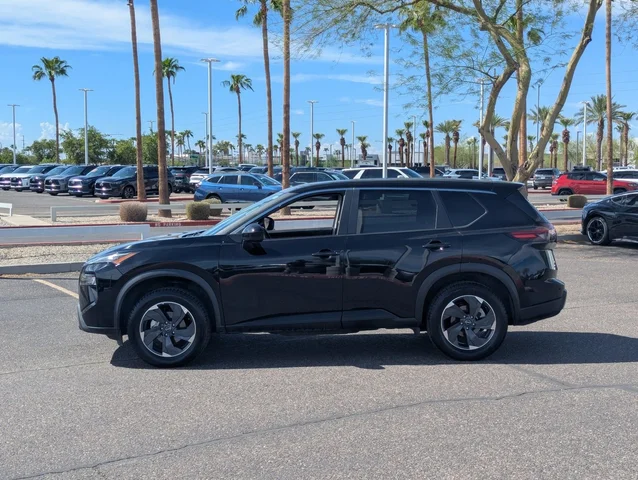 2025 Nissan Rogue SV