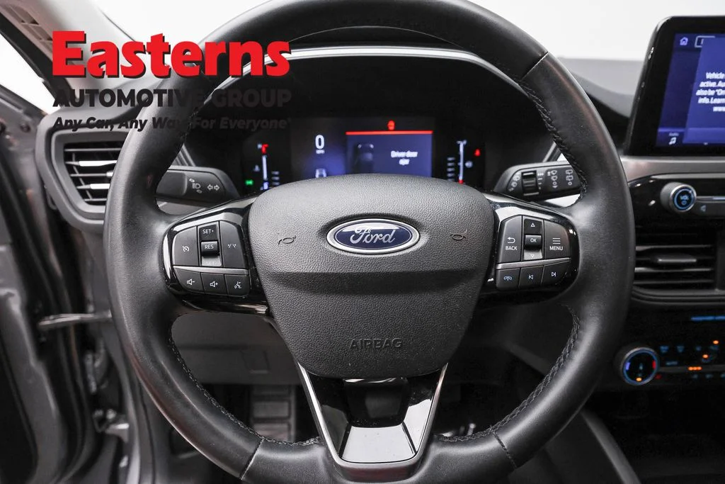 Used 2024 Gray Ford Active image 10