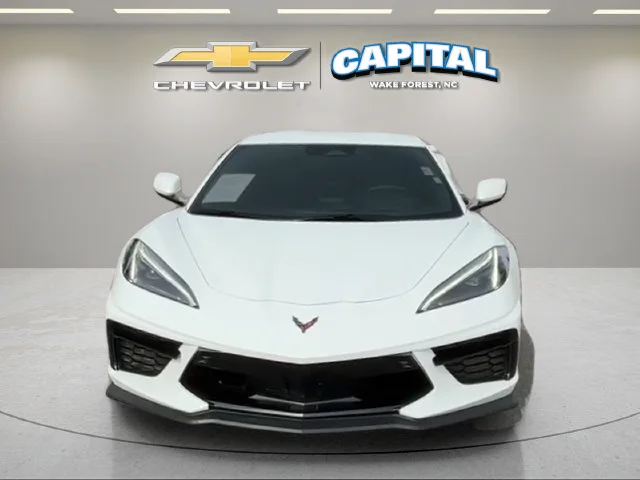 Used 2025 White Chevrolet Stingray image 9