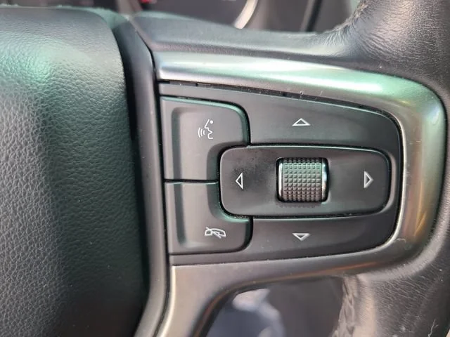 Used 2021 BLACK Chevrolet LS image 27