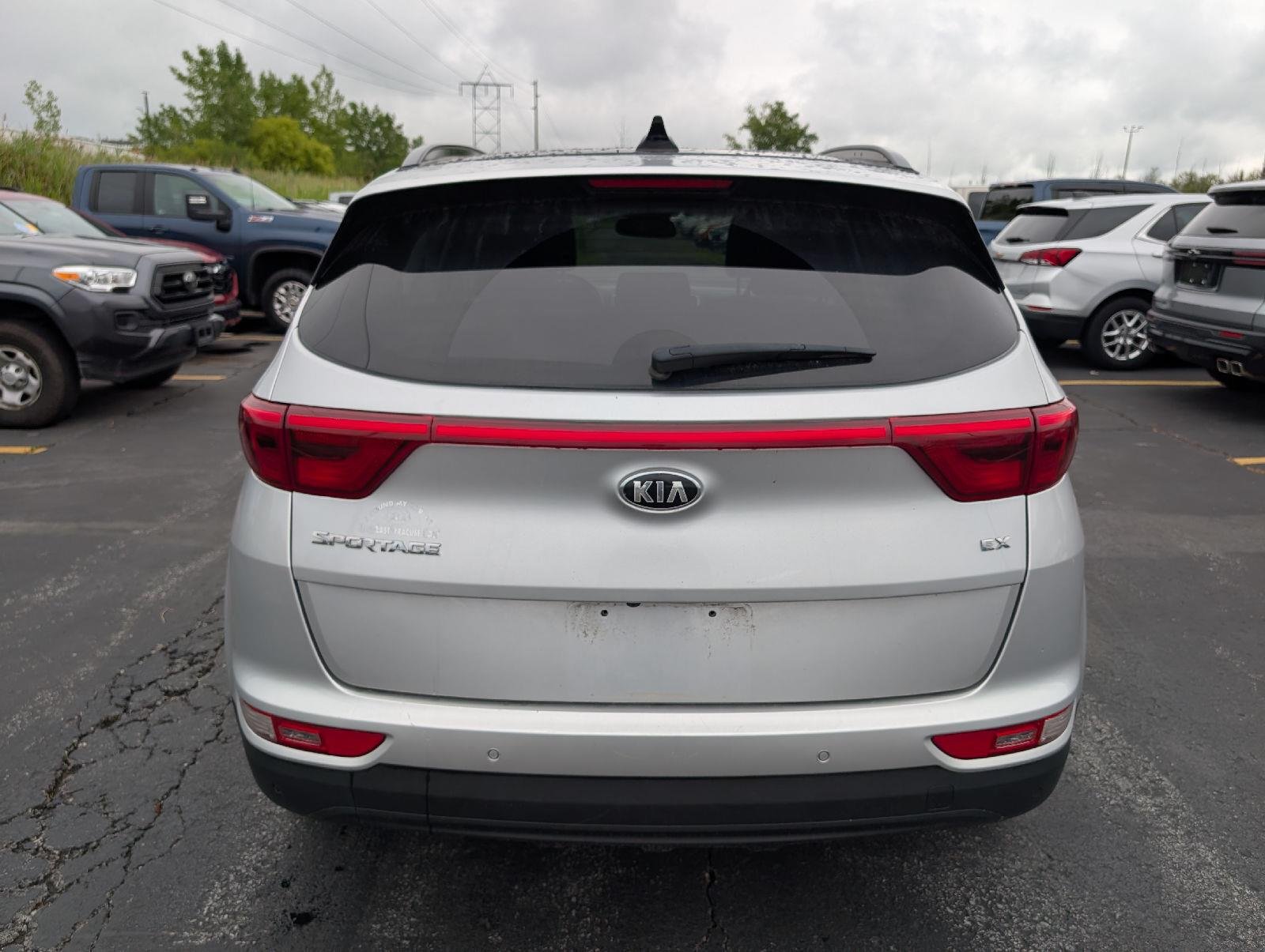 Used 2018 Sparkling Silver Kia EX image 7