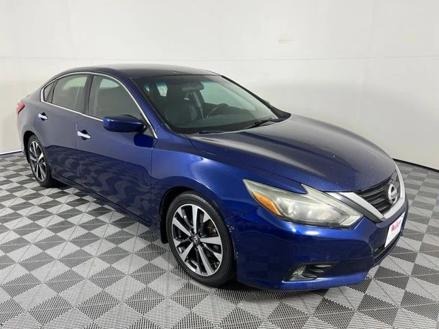 2016 Nissan Altima 2.5 SR