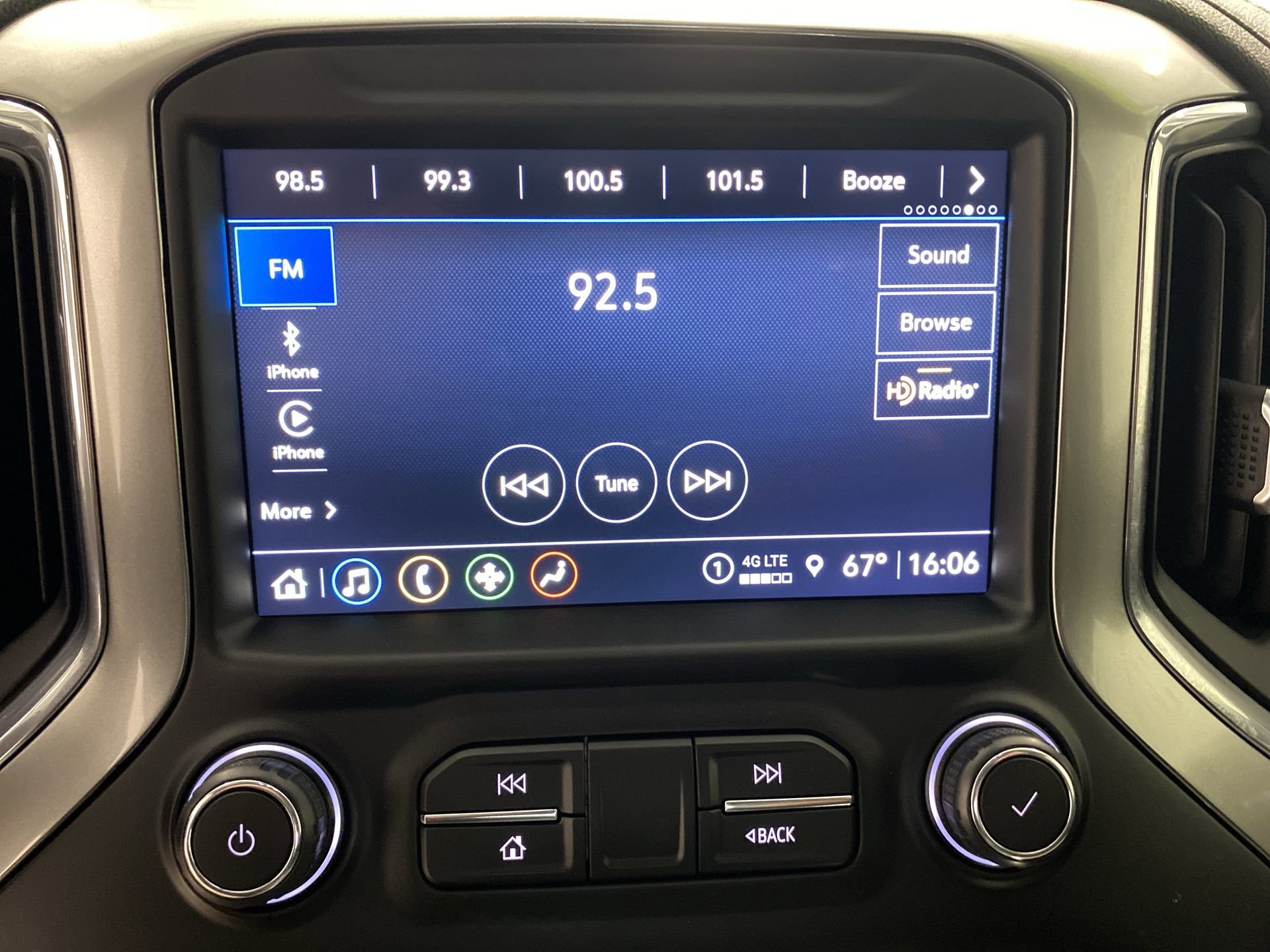 Used 2021 Silver Ice Metallic Chevrolet RST image 13