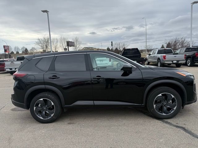 Used 2025 Nissan Rogue SV with VIN 5N1BT3BBXSC763138 for sale in Rochester, Minnesota