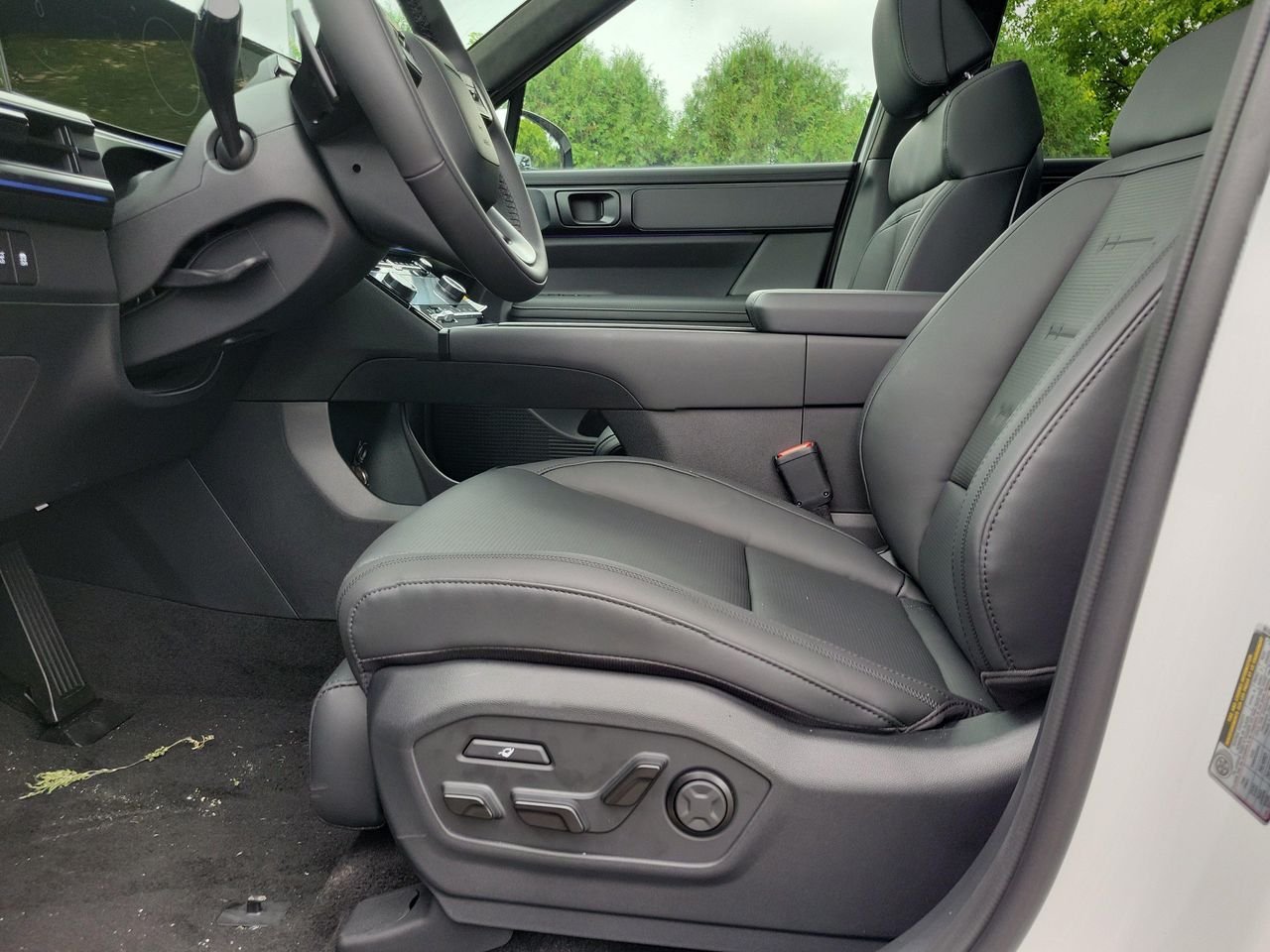 New 2026 Serenity White Hyundai Calligraphy AWD image 16