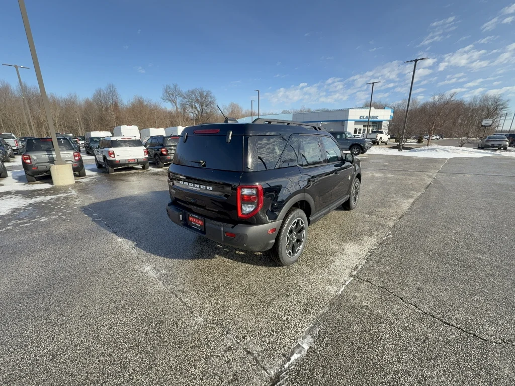 New 2025 Shadow Black Ford Outer Banks image 8