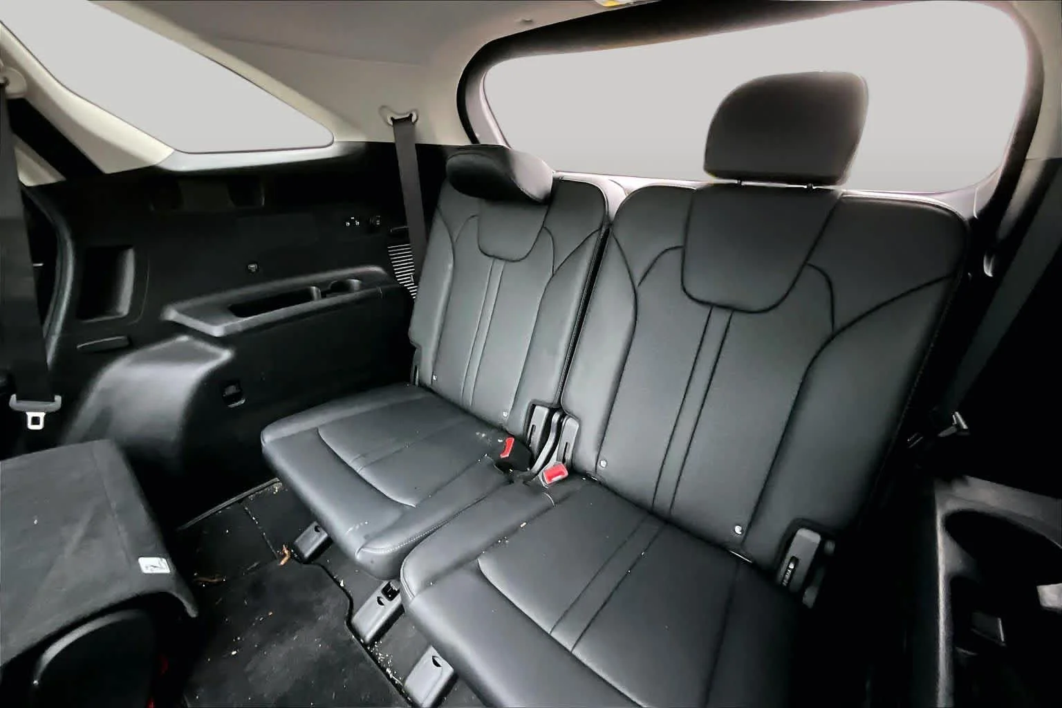 Used 2021 Snow White Pearl Kia EX image 20