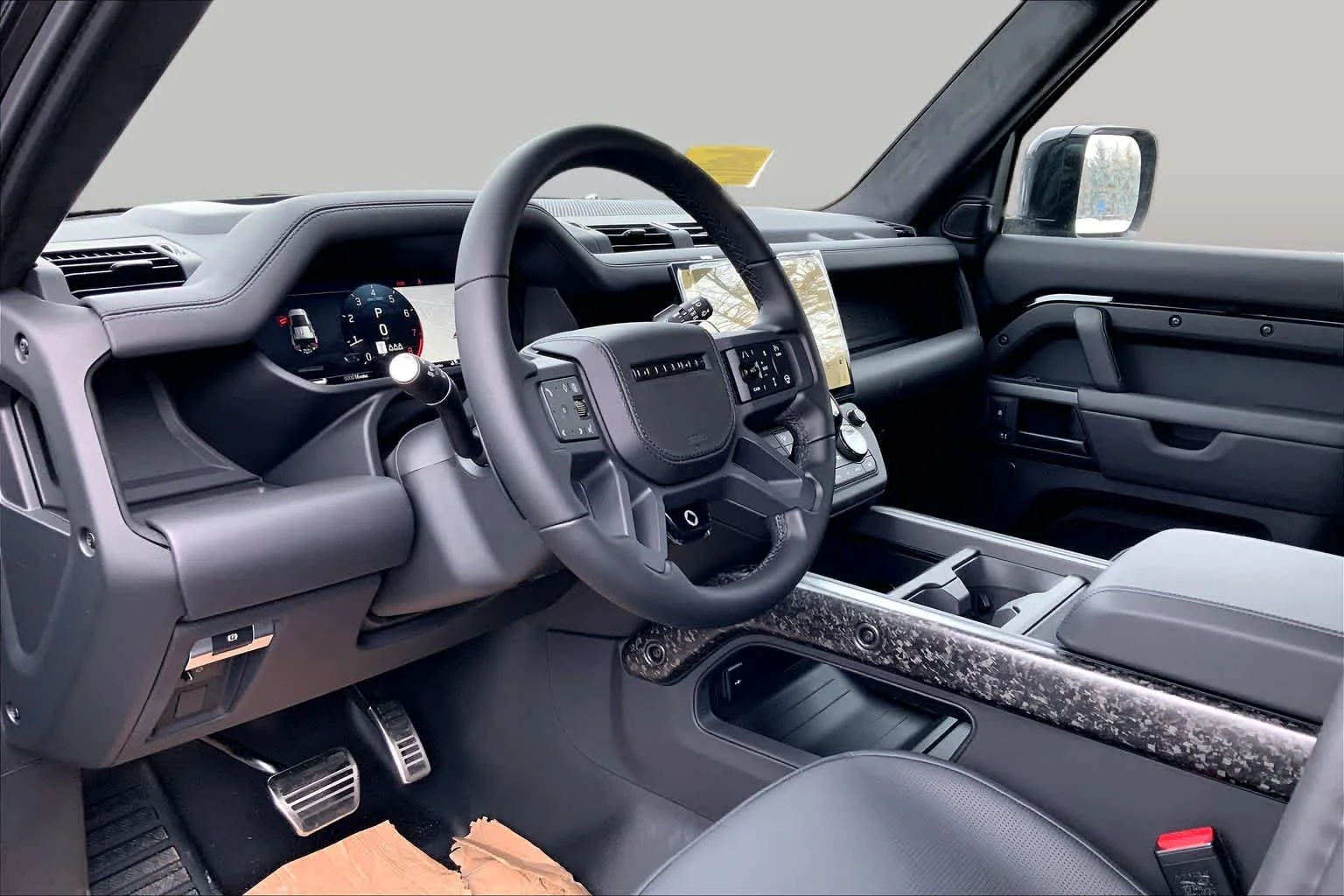 2026 Land Rover Defender OCTA Black - Photo 8