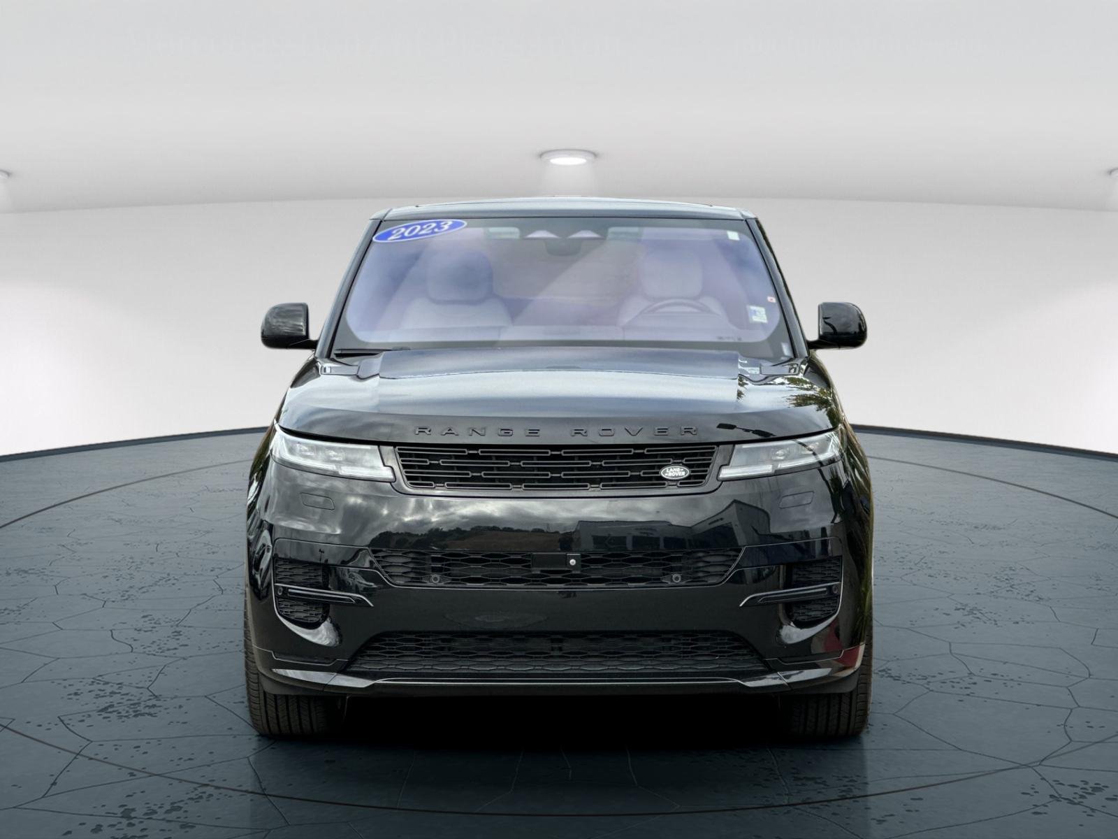 Used 2023 Santorini Black Metallic Land Rover SE Dynamic 4D Sport Utility image 9