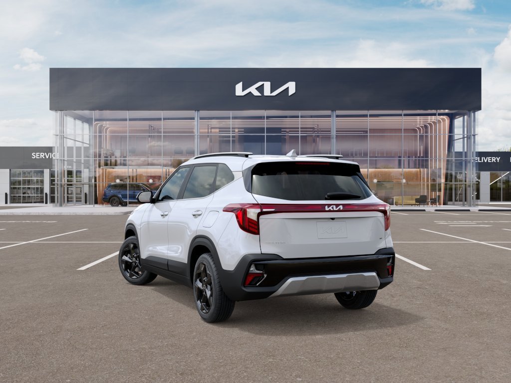 New 2026 Snow White Pearl Kia EX image 4