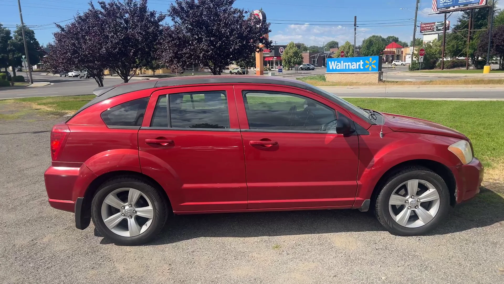 Used 2010 Red Dodge UPTOWN image 4