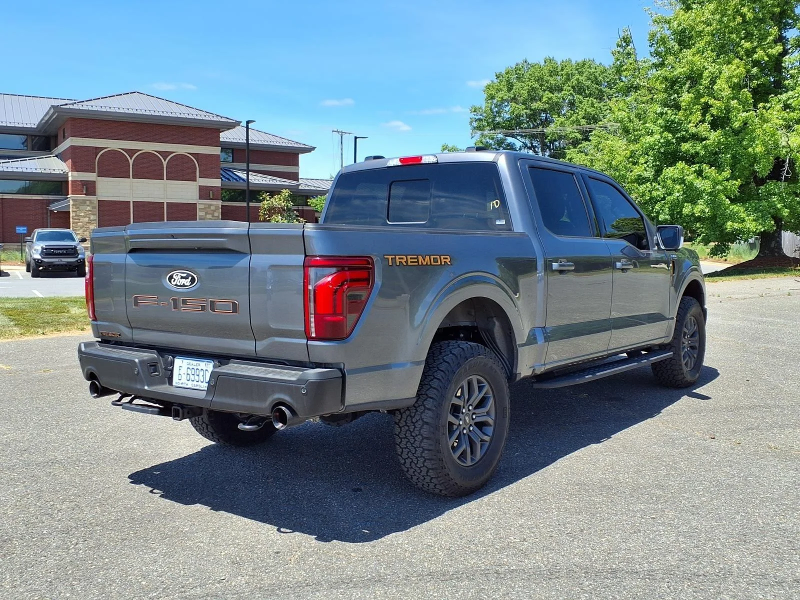 Certified Used 2025 Carbonized Gray Metallic Ford Tremor image 2