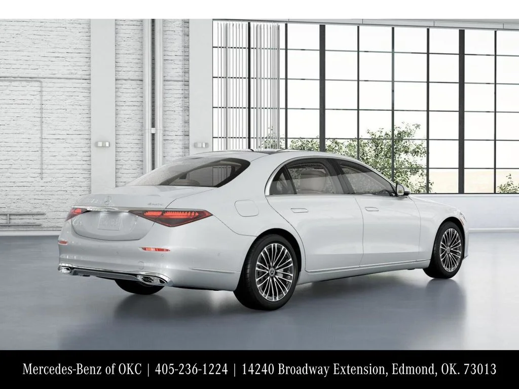 New 2026 White Mercedes-Benz S 580 image 21