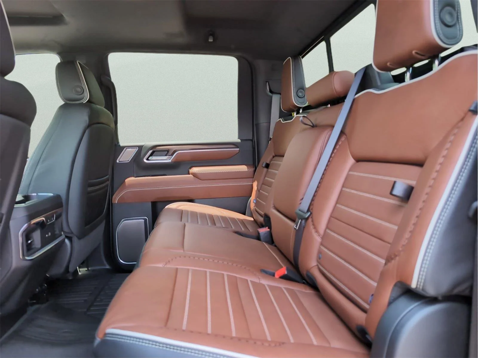 New 2026 Sterling Metallic GMC Denali Ultimate image 19