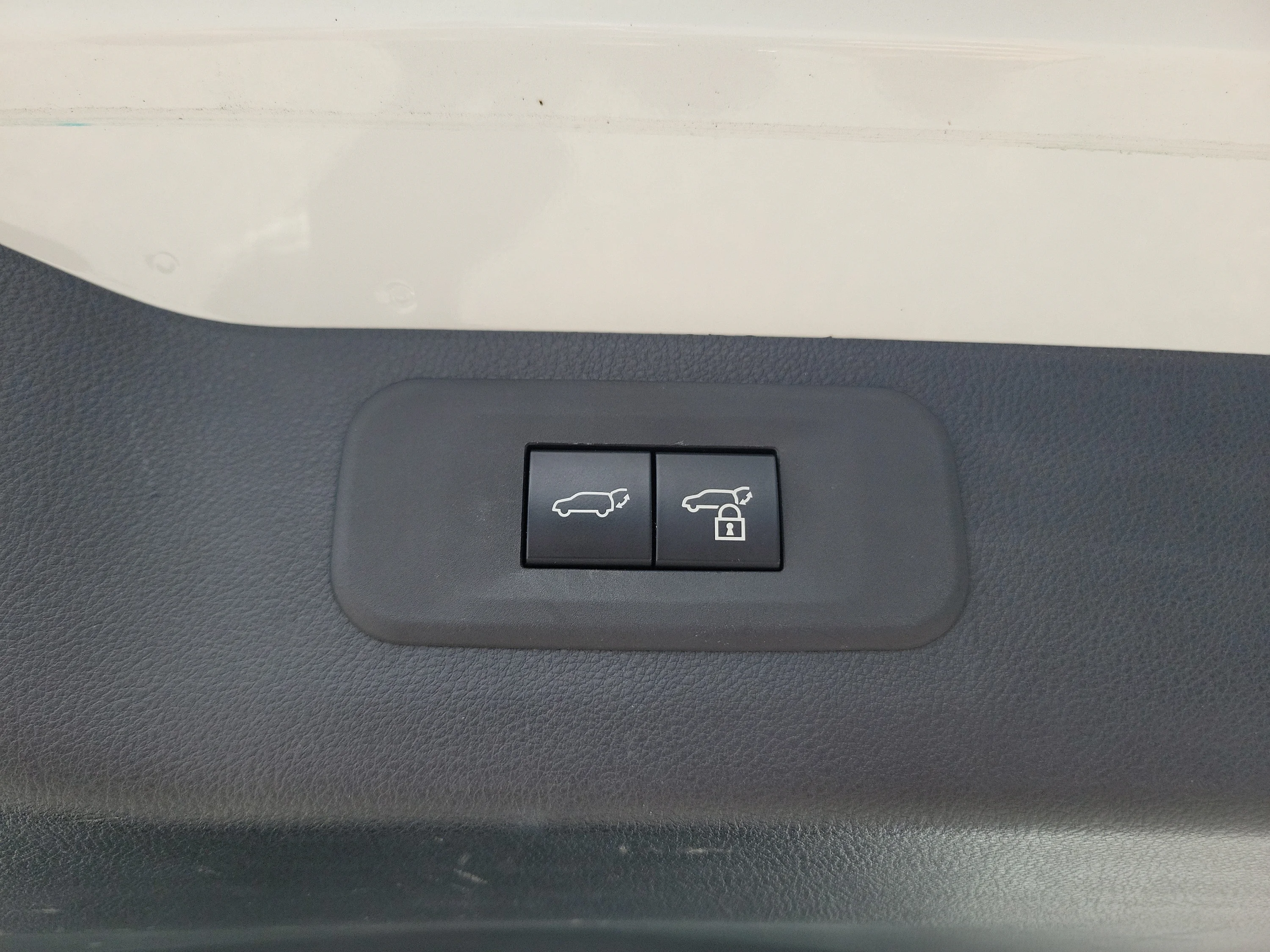 Used 2024 Pearl Lexus TX 350 image 10