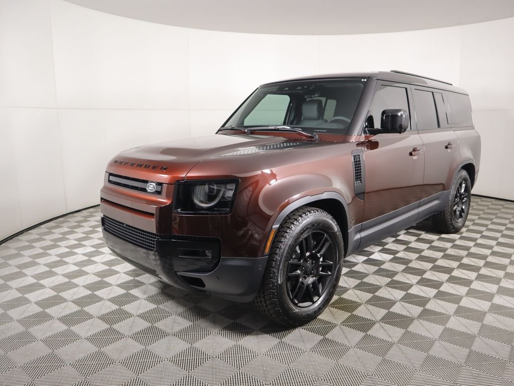 New 2026 Sedona Red Land Rover S image 1