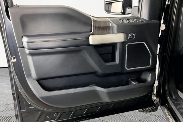 Used 2021 White Ford Lariat image 19