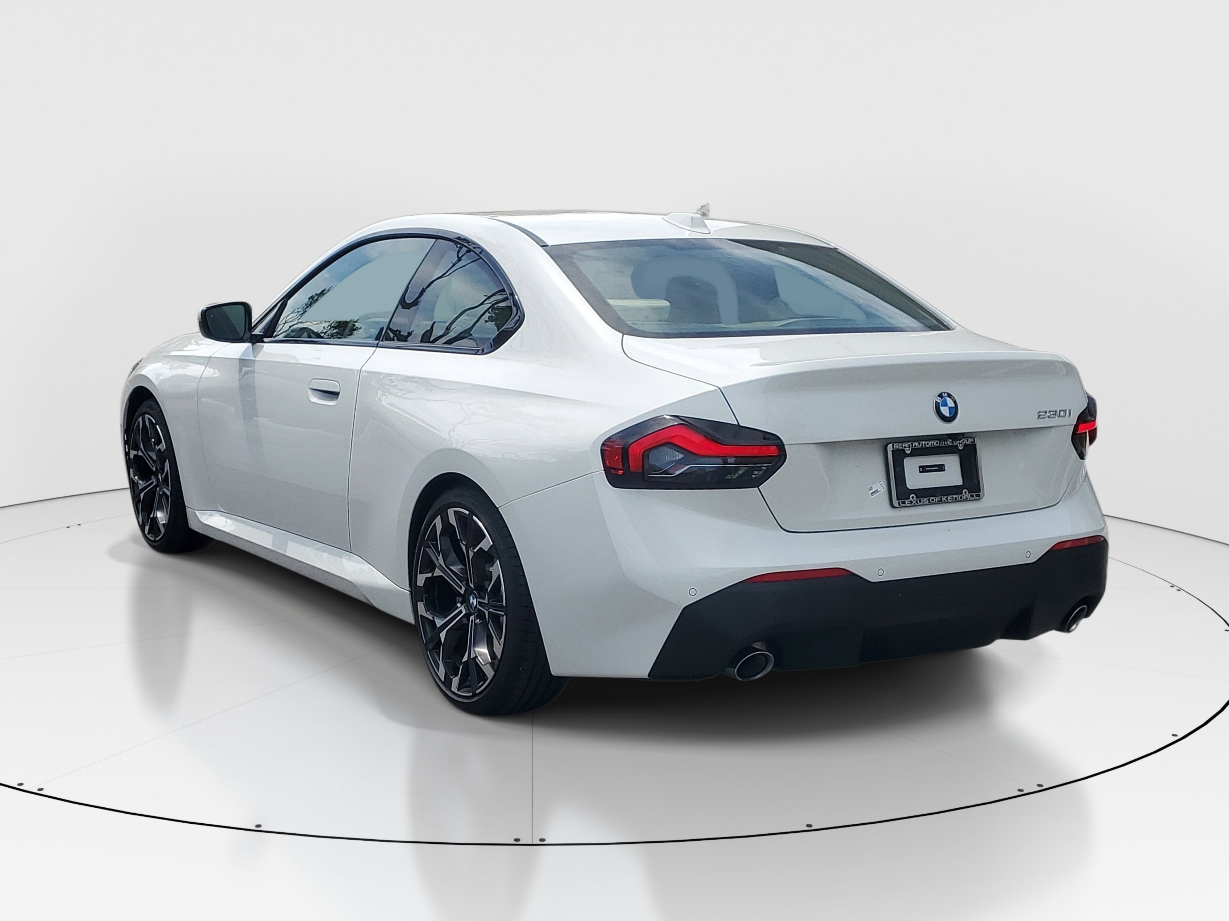 Used 2025 Alpine White BMW 230i image 5