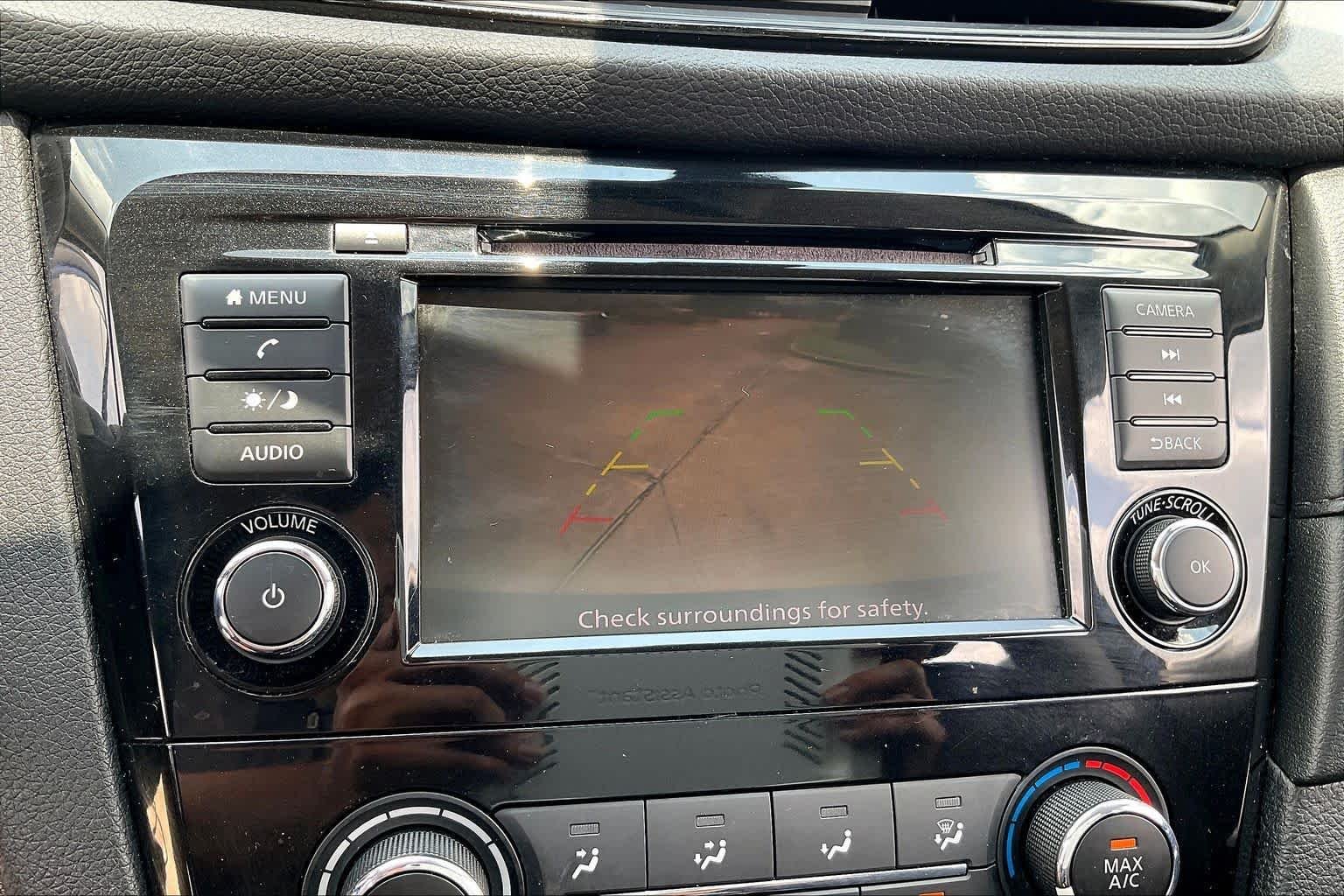Used 2019 Caspian Blue Metallic Nissan S image 24