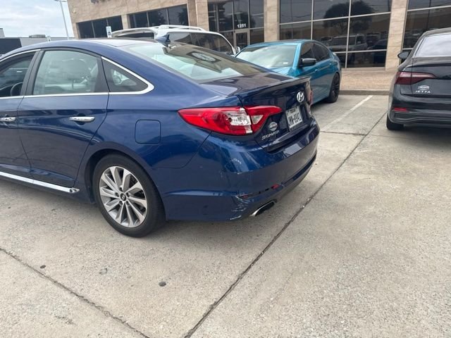Used 2017 Blue Hyundai Sport image 3