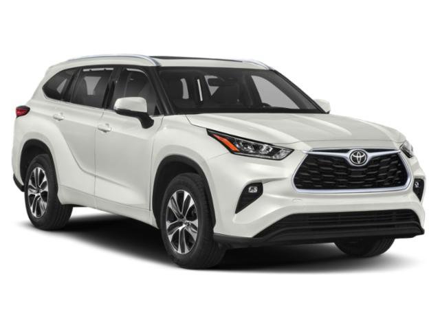 Used 2020 Moon Dust Toyota XLE image 6