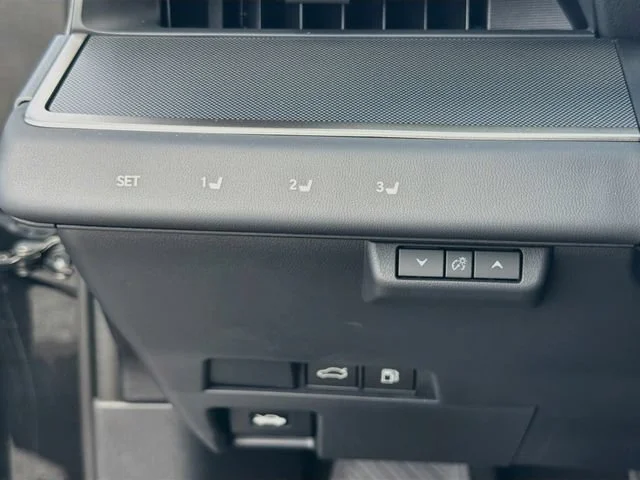 New 2026 Caviar Lexus PREMIUM image 35