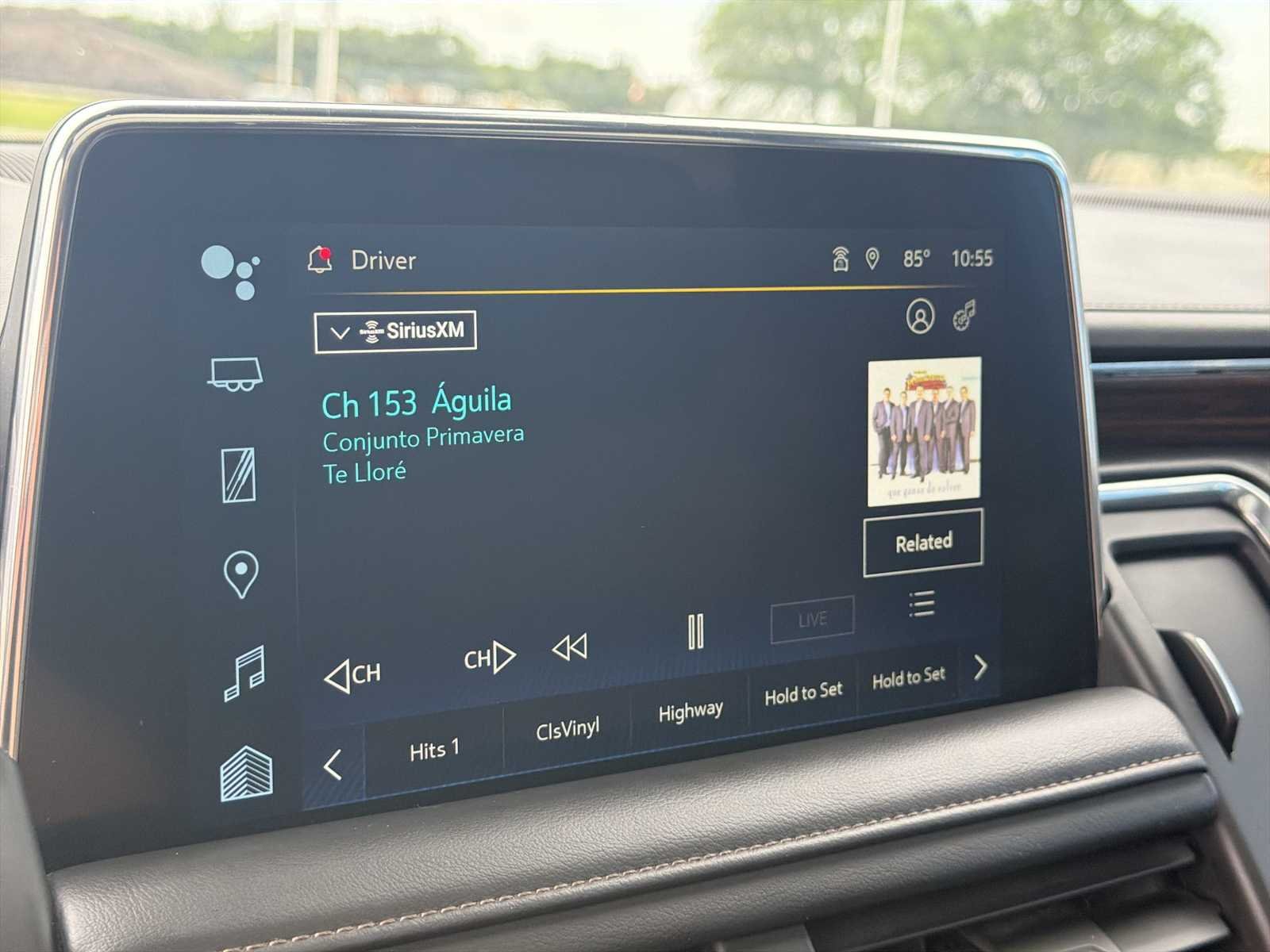 Used 2023 Summit White Chevrolet High Country image 13
