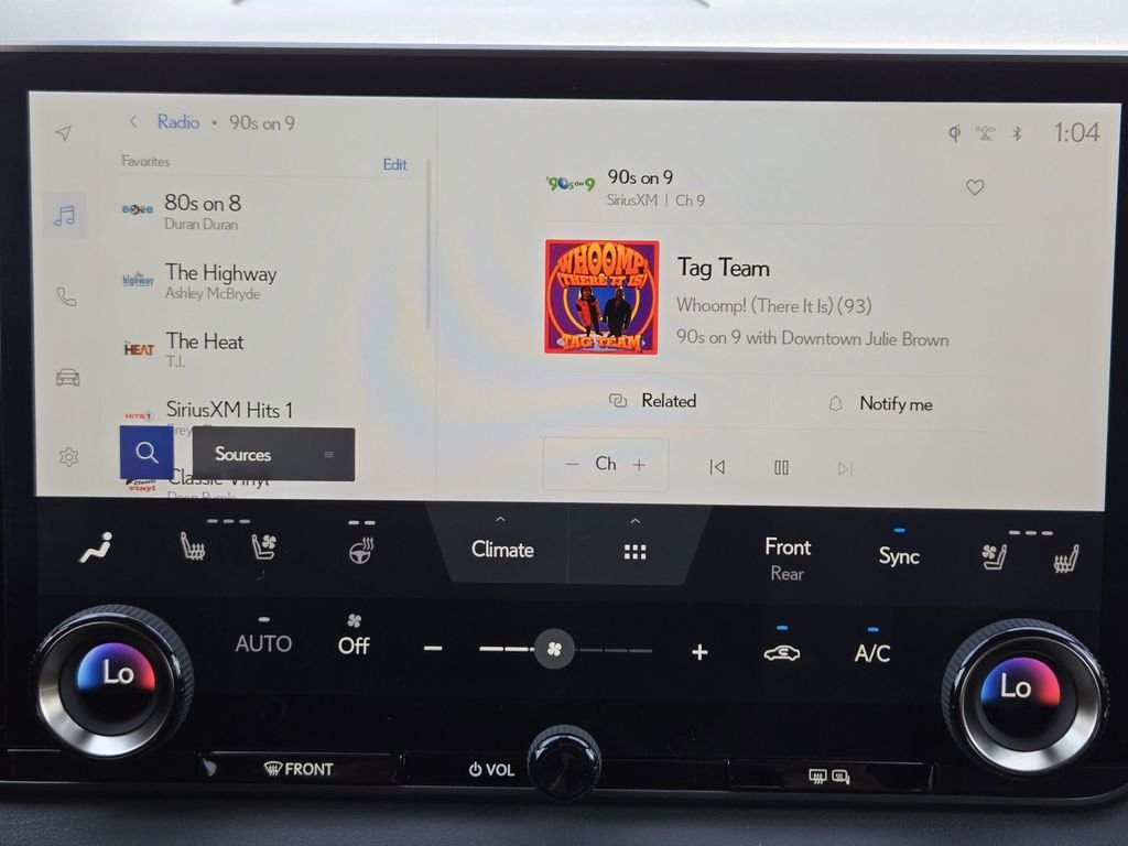 2023 Lexus RX 350 - Photo 17