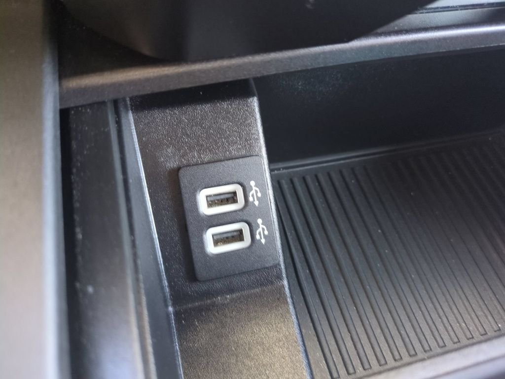 2020 Ford F-150 XLT - Photo 25