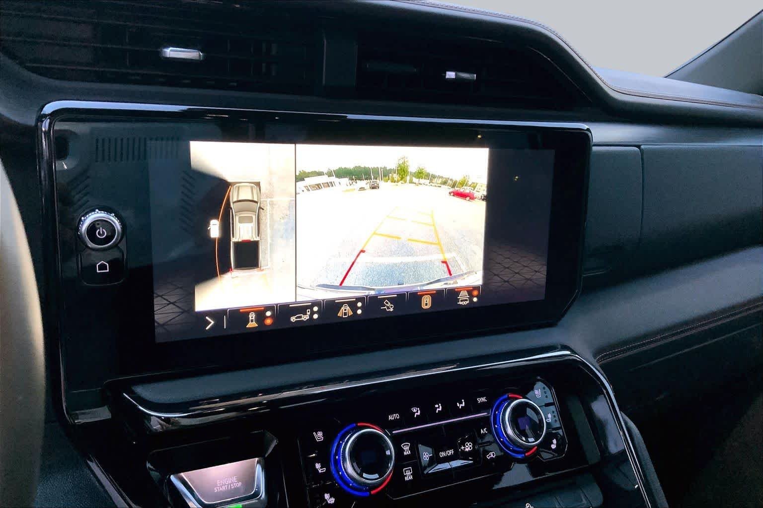 Used 2025 Summit White GMC AT4 image 28