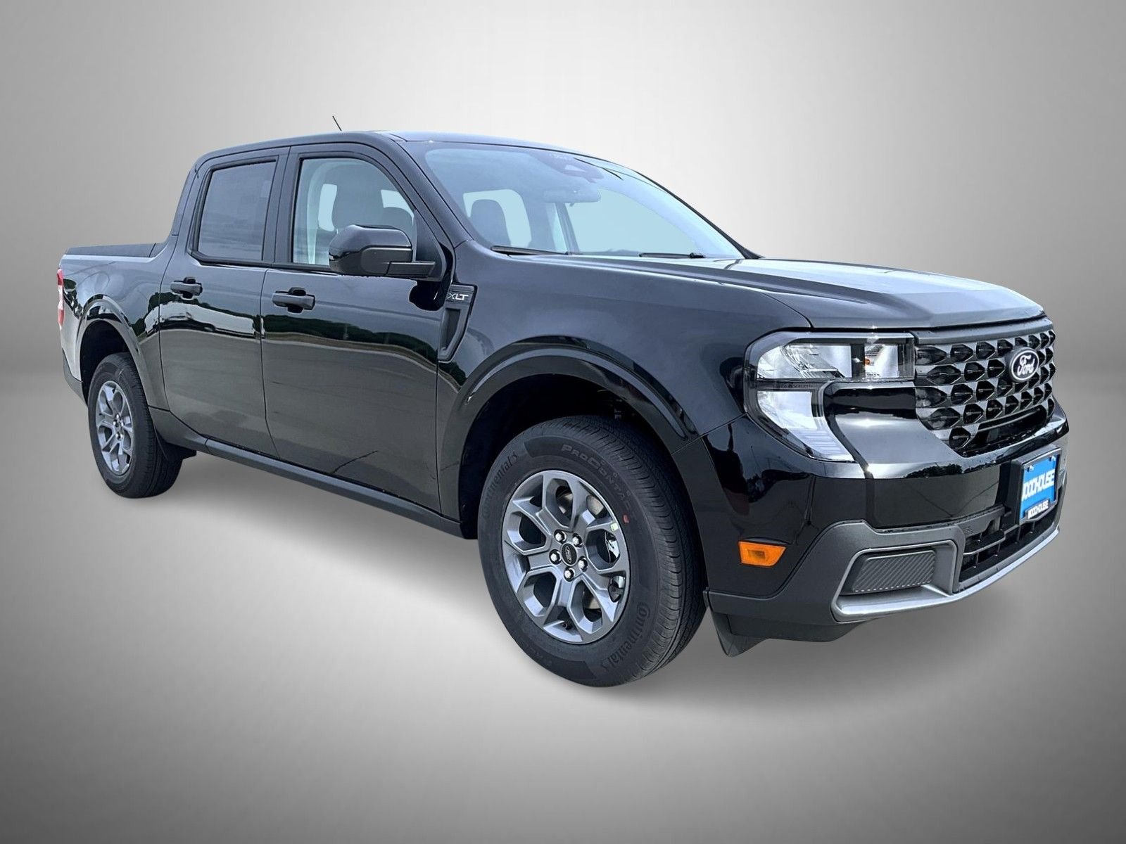 New 2026 Shadow Black Ford XLT image 3
