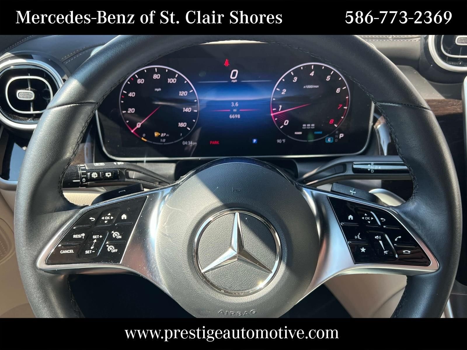 Certified Used 2025 White Mercedes-Benz GLC 300 image 23