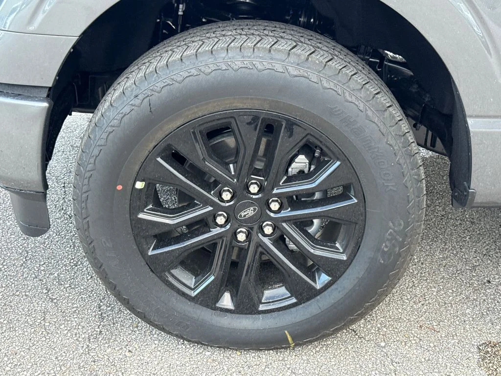 New 2026 Gray Ford Lariat image 15