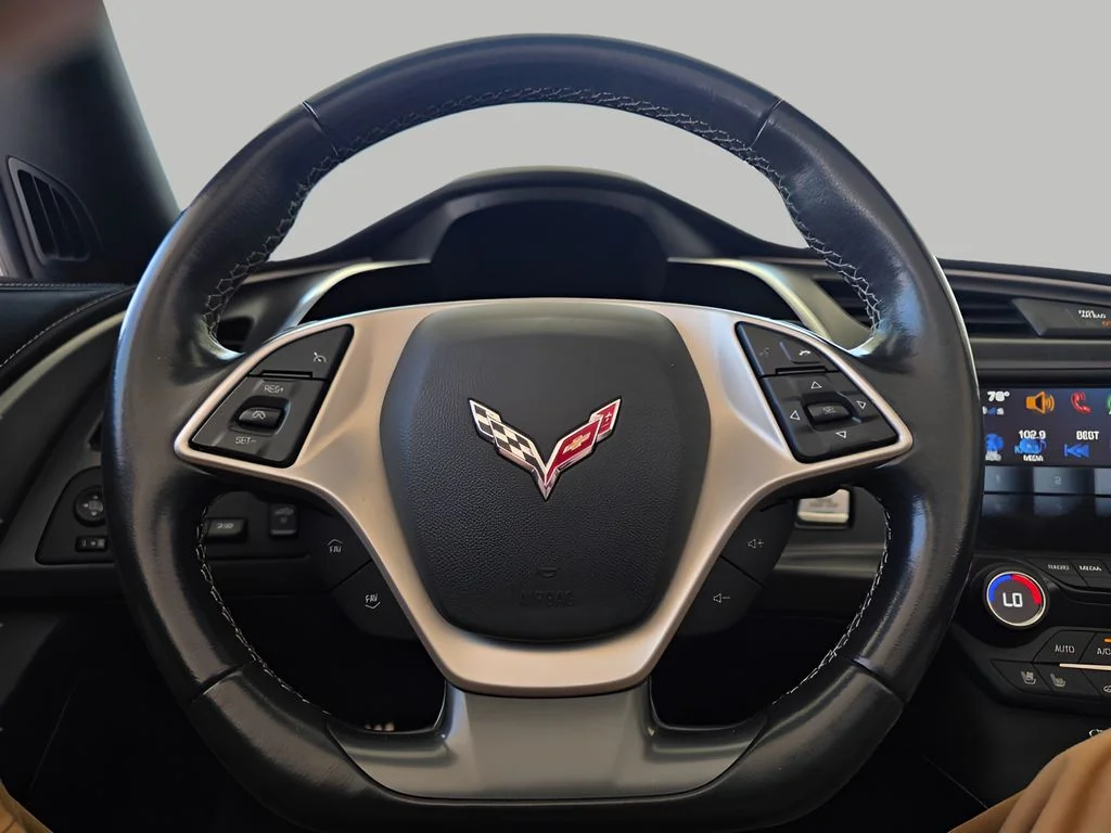 Used 2018 Black Chevrolet Stingray image 19