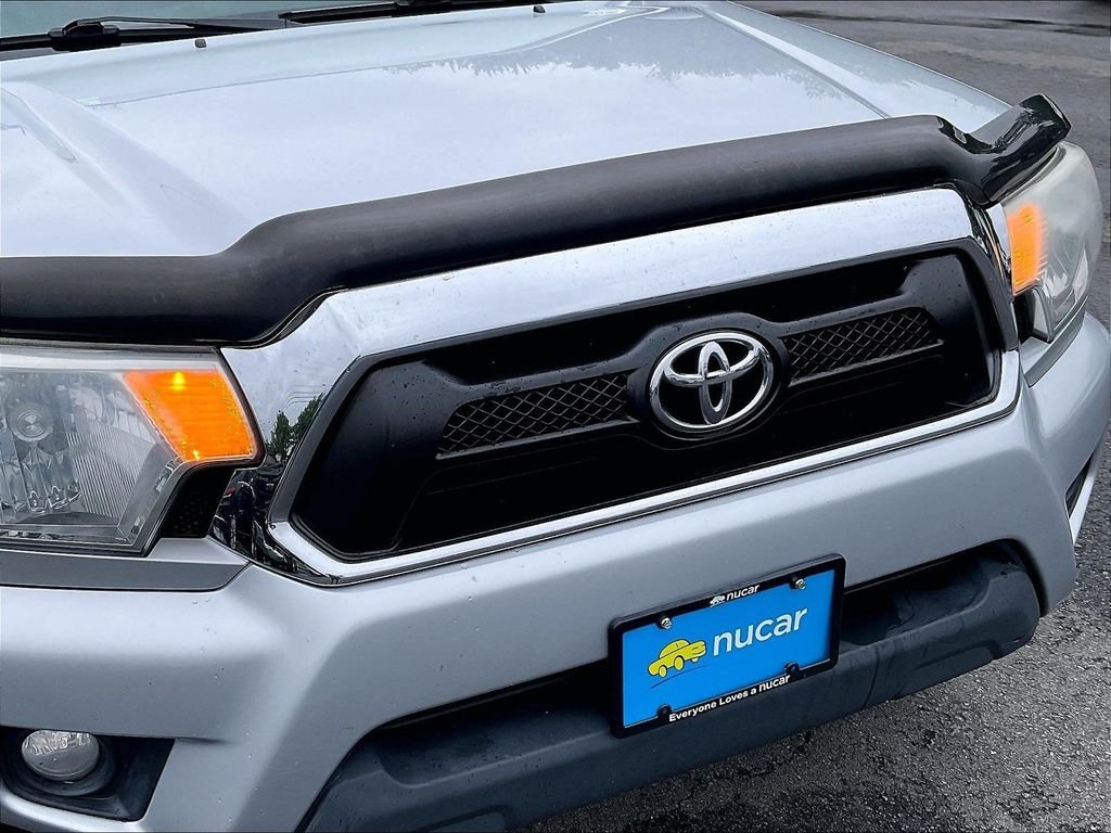 Used 2012 Silver Toyota Base image 29