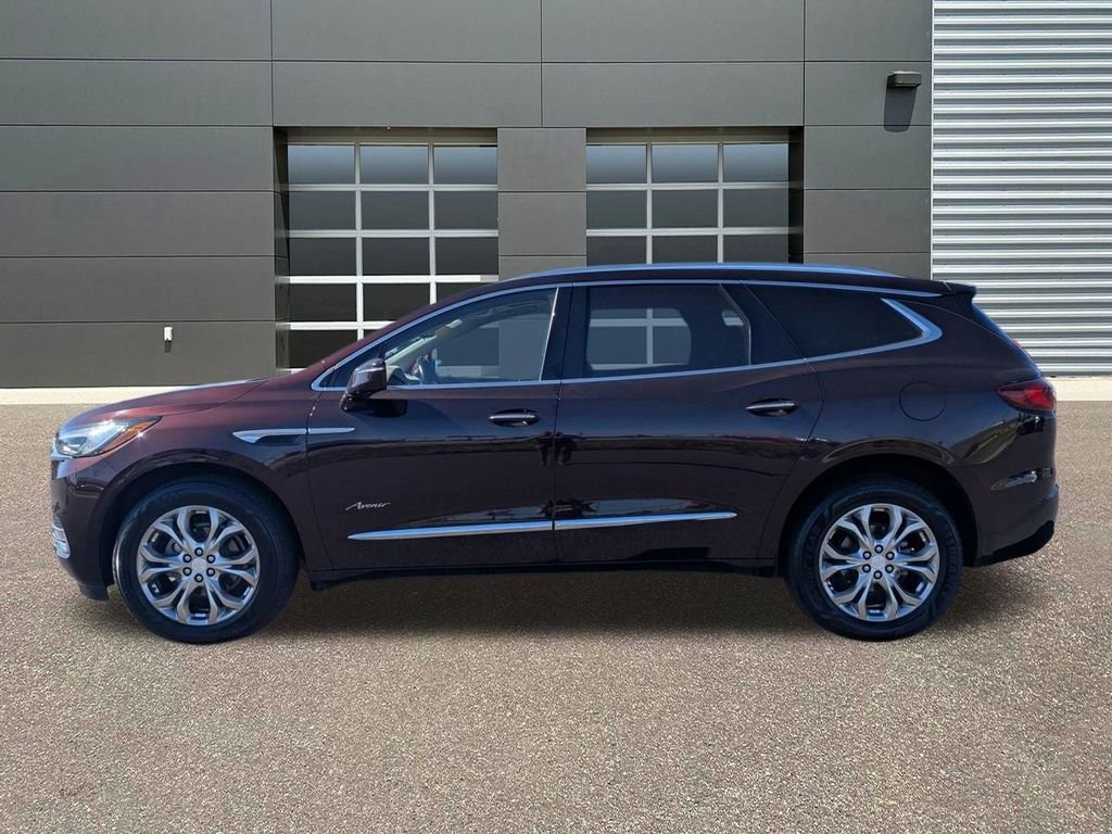 Used 2020 Rich Garnet Metallic Buick Avenir image 9