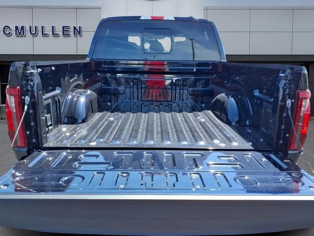 New 2026 Antimatter Blue Metallic Ford Tremor® image 36