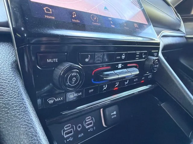 Used 2023 Gray Jeep Limited image 18