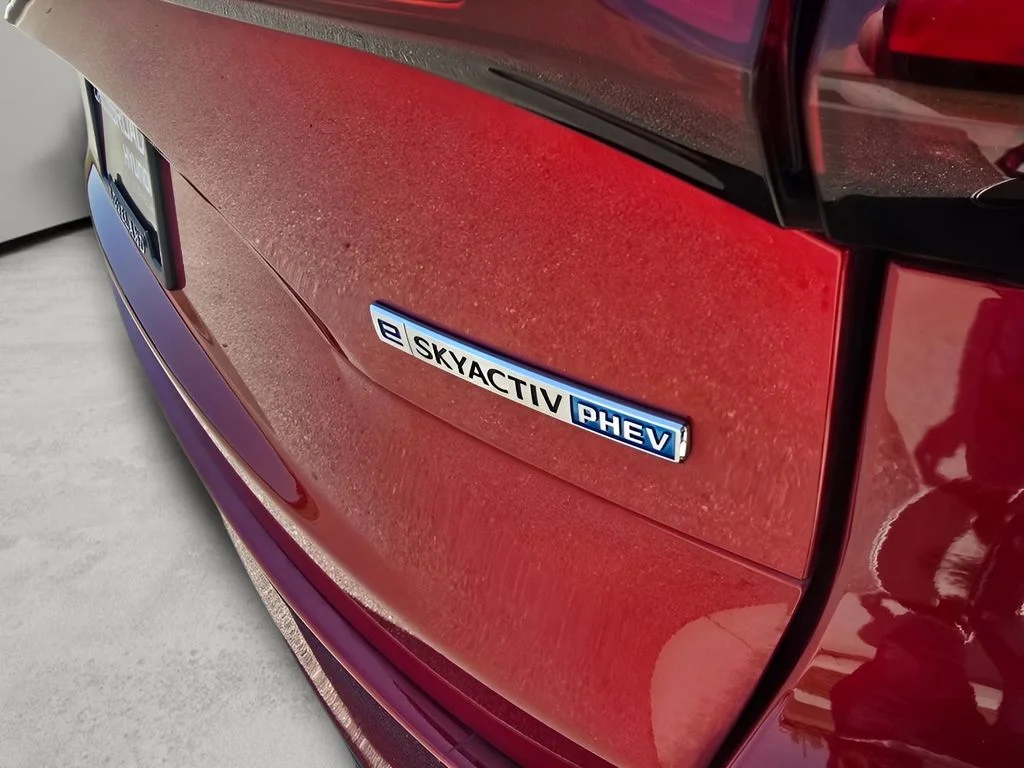Used 2025 Soul Red Crystal Metallic Mazda Premium Plus Package image 30