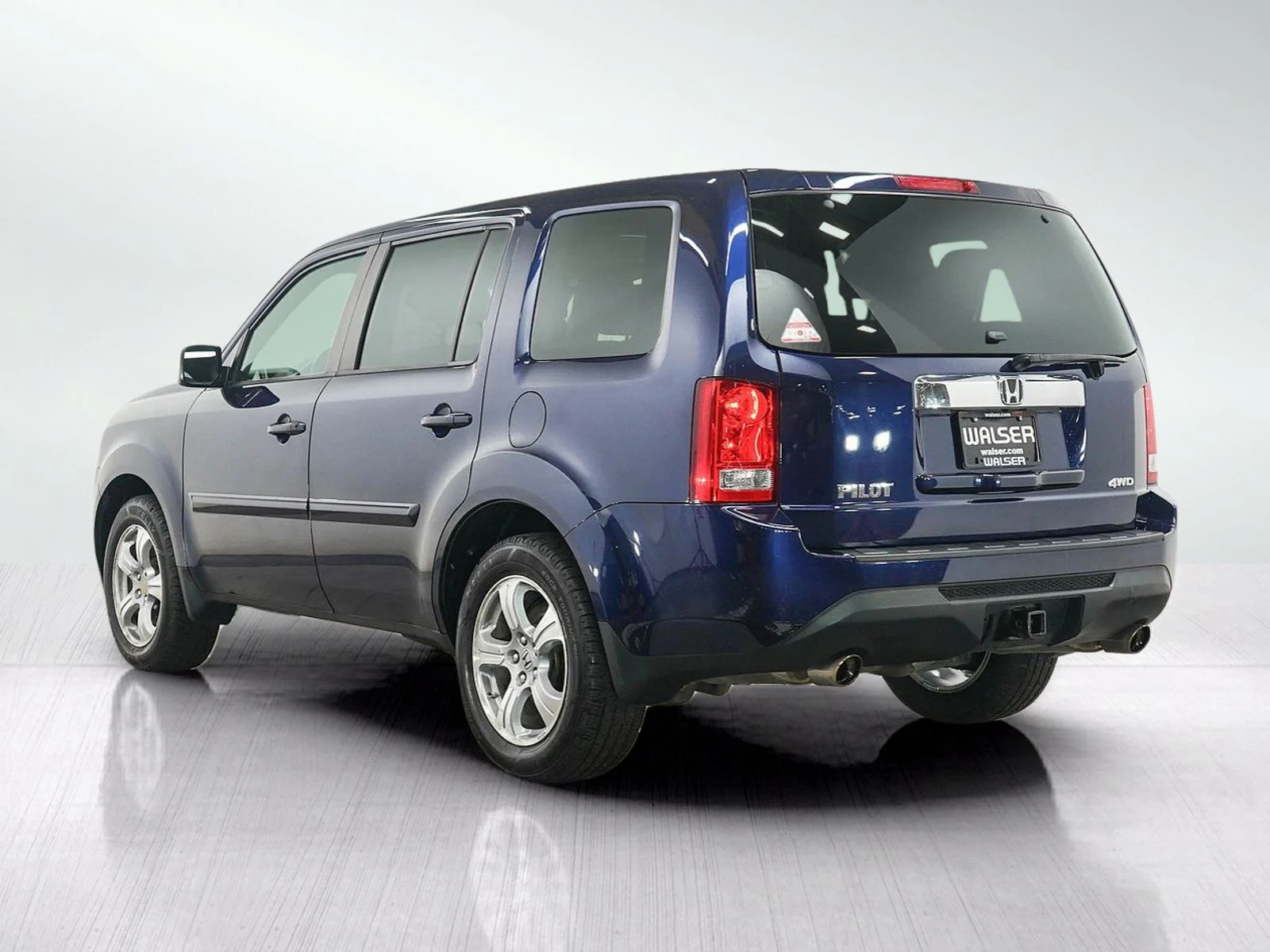 Used 2014 Obsidian Blue Pearl Honda EX-L image 3
