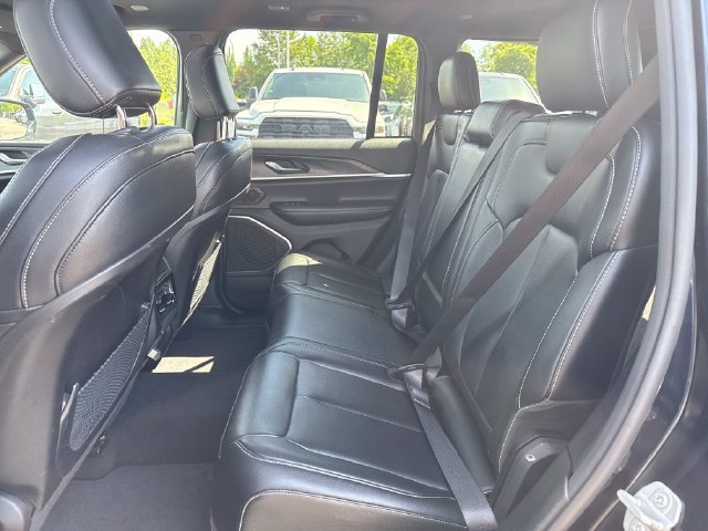 Used 2024 Midnight Sky Jeep 4xe image 16